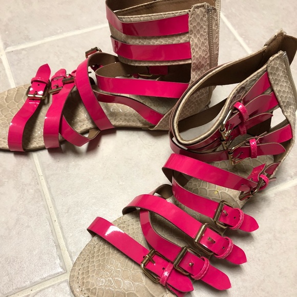 Strappy Sandal - Picture 1 of 2